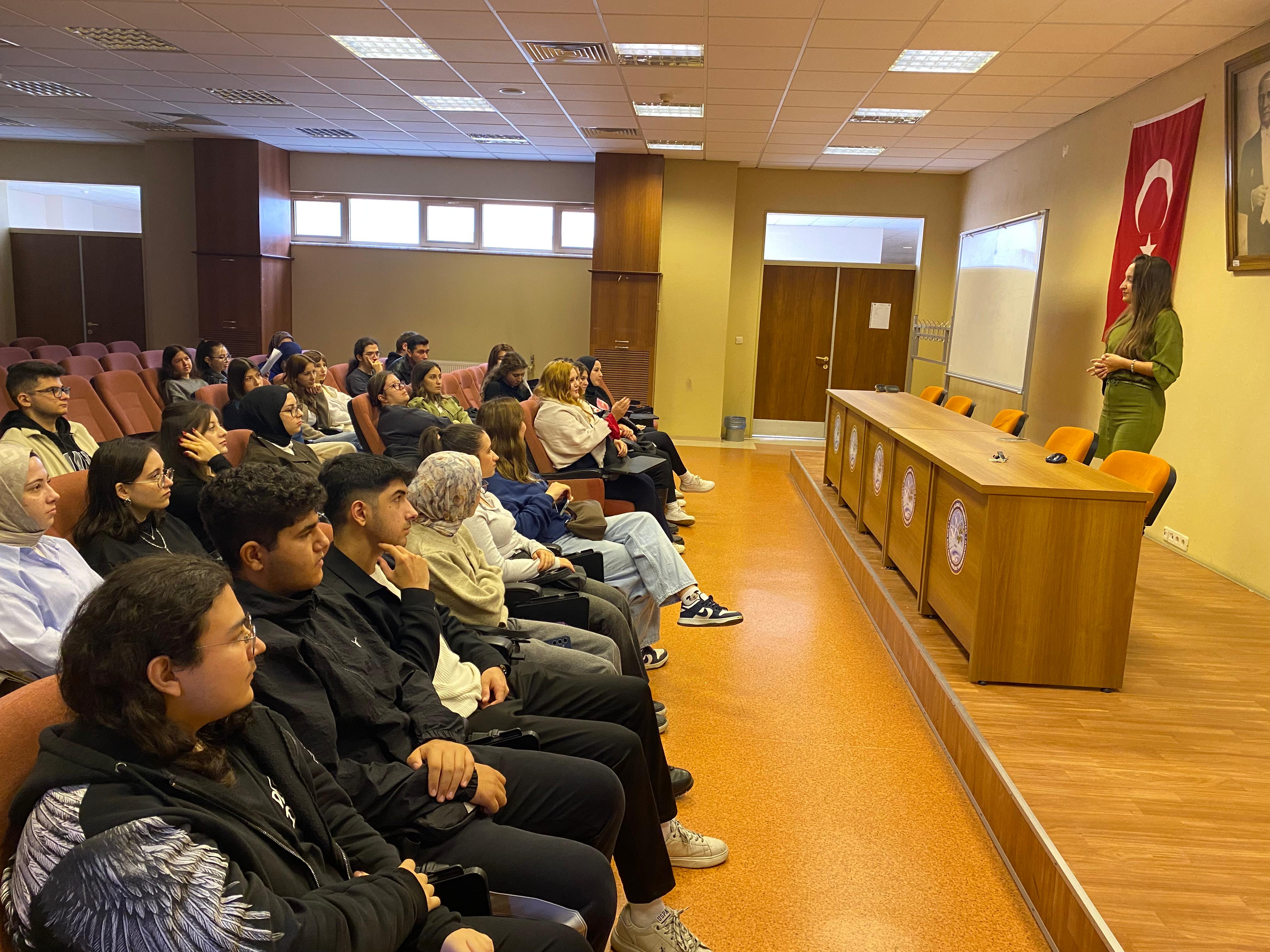 Fonksiyonel Gıdaların Beslenmedeki Önemi Üzerine Seminer